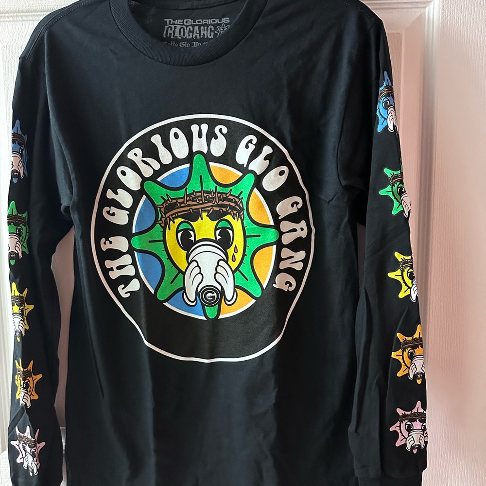 Black and Green Long Sleeve Tee with Graphic Design